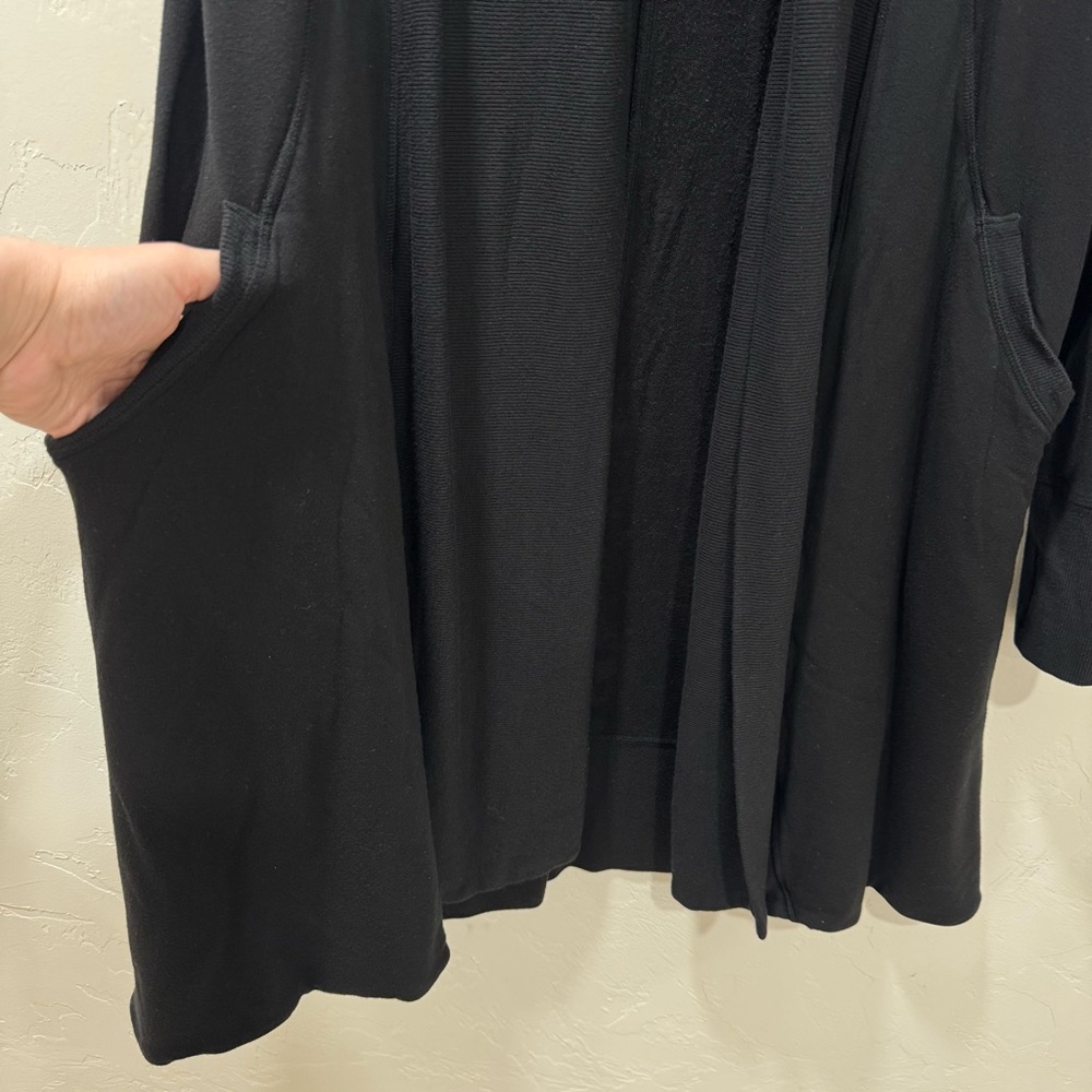 Athleta Pranayama Long Wrap Black Women's Small - Picture 5 of 12